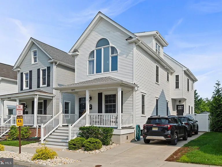 18 Wilkins Ave — Photo 4
