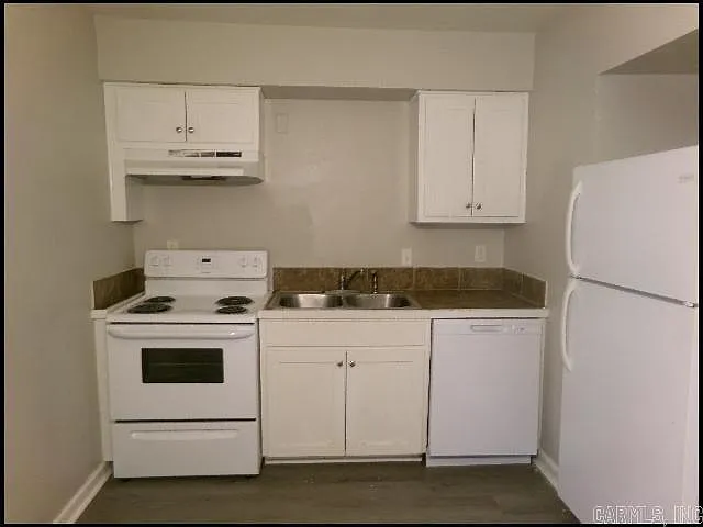 101 Ellis Dr #P — Photo 6