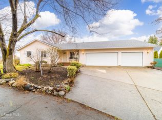 951 W Sheridan Ave, Hayden Lake, ID 83835