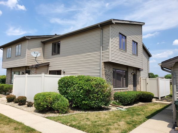 718 Lake Rd