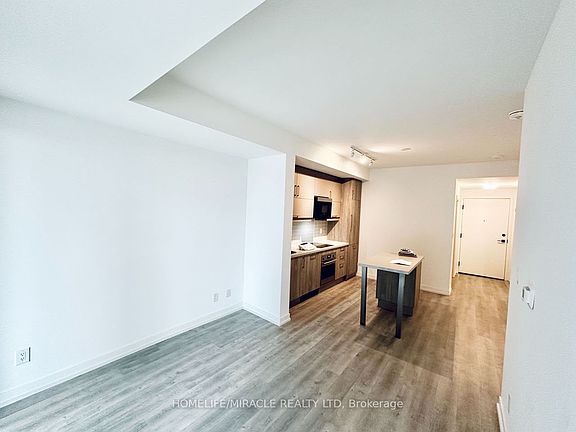 3rd image of 8119 Birchmount Rd #521A