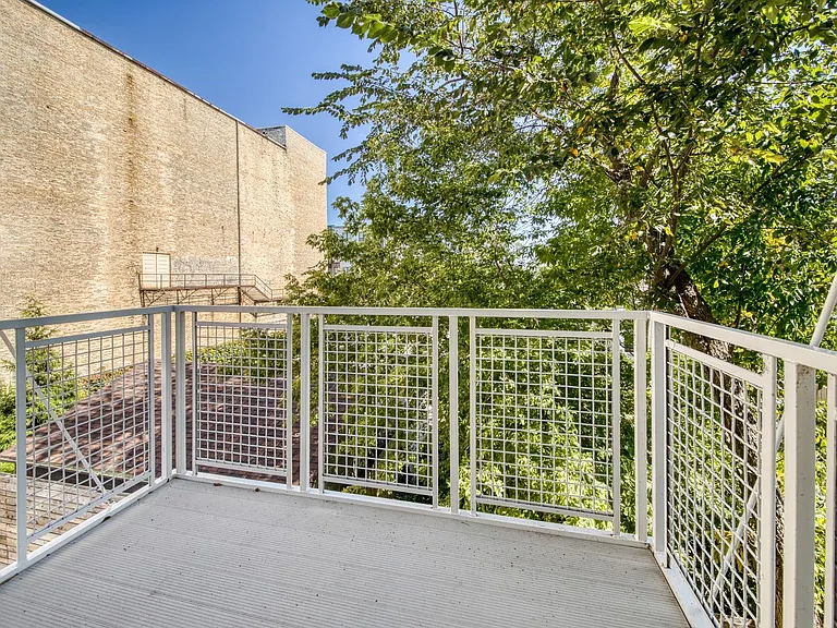 Theater Terrace Apartments — Photo 57