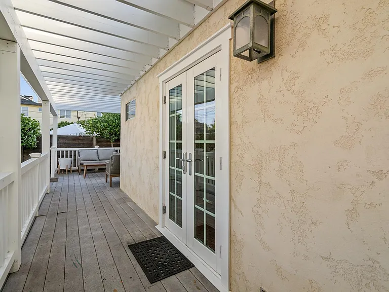 423 Pomona Ave — Photo 27
