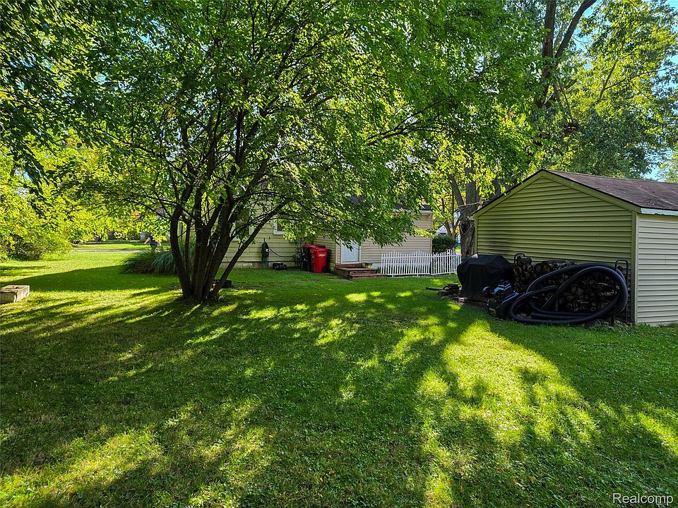 30409 Brentwood St, photo 20