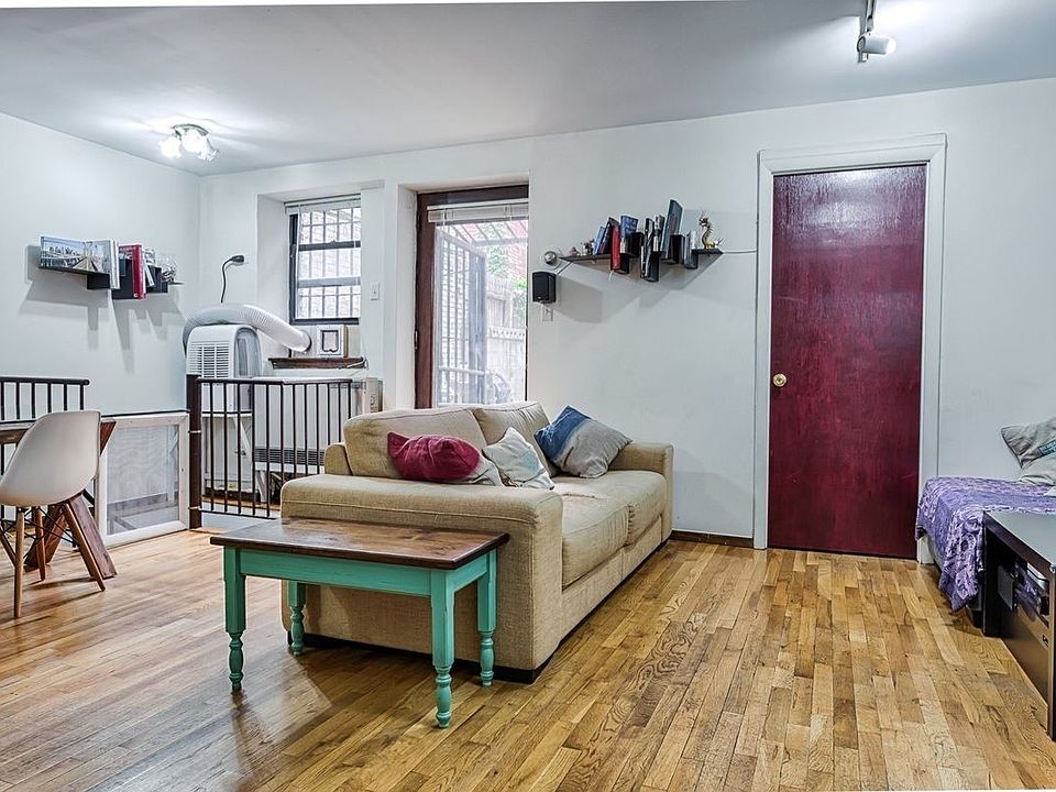 1st image of 51 W 70th St APT B
