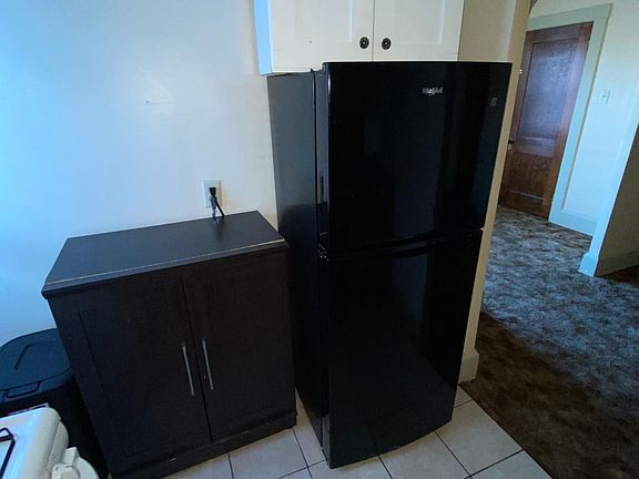 4th image of 350 Main St #1