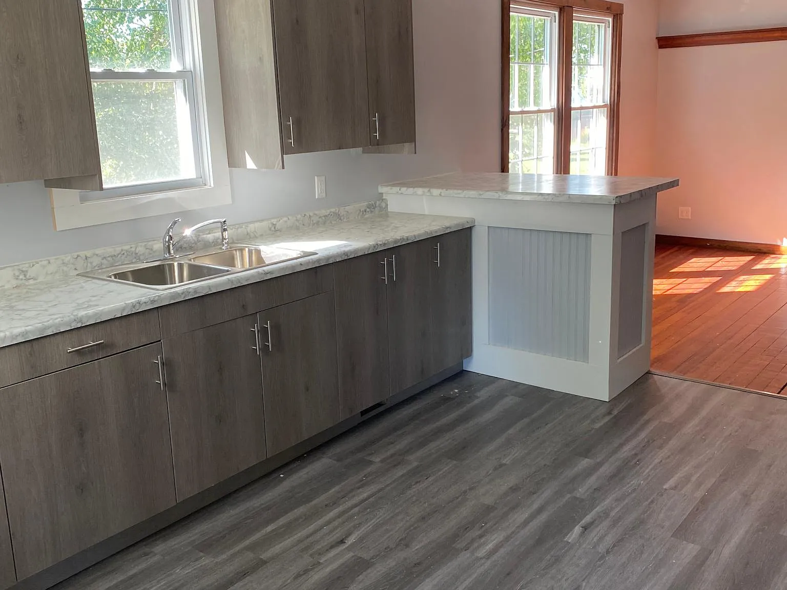 2 bed, 1300 sqft, $1,550 — Photo 1