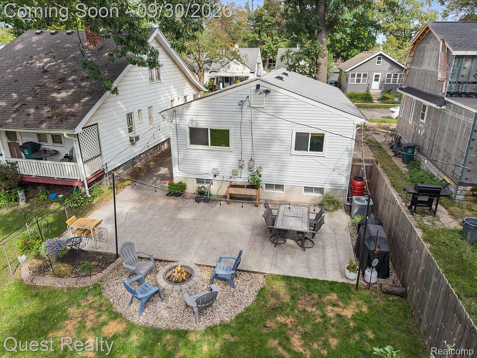 546 E Drayton St, photo 27