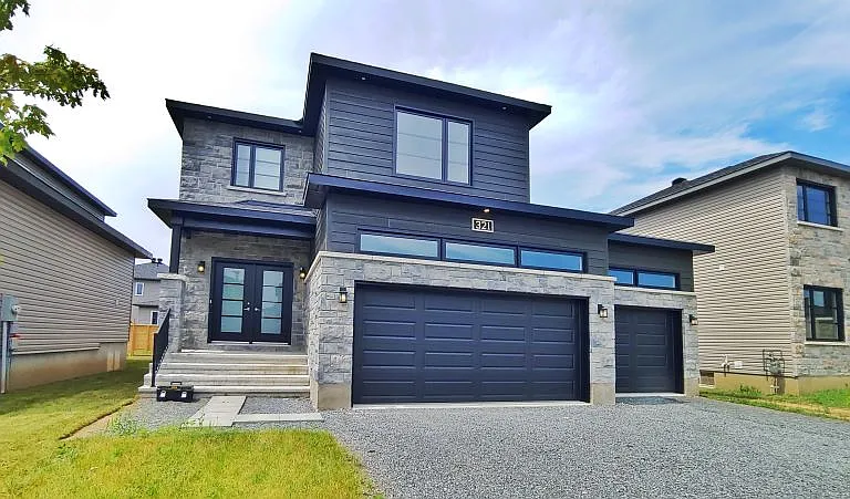 321 Moonlight Dr — Photo 1