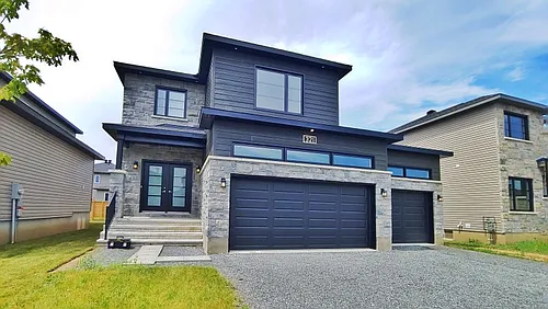 321 Moonlight Dr Photo 1