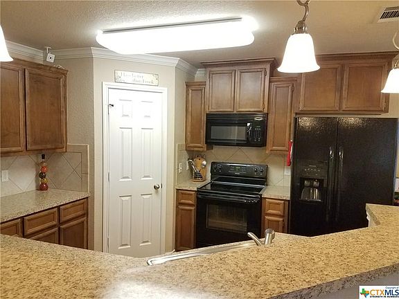 4th image of 2405 Terry Dr