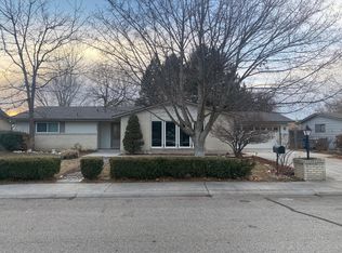 5227 N Sunderland Dr, Boise, ID 83704