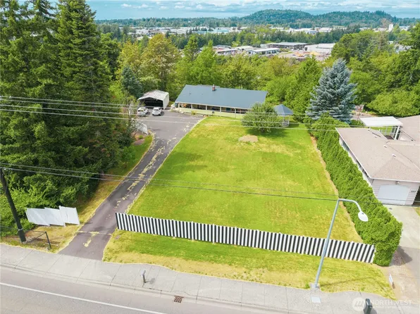 2501 E Sunset Drive, Bellingham, WA 98226