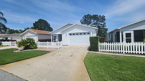 1963 Stafford Ave Photo 1