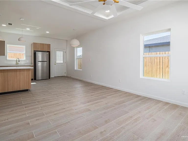 2709 W Brookside Bend St #1 — Photo 2