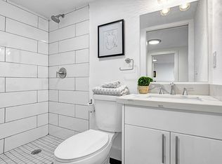 7123 36th Ave SW, Seattle, WA 98126