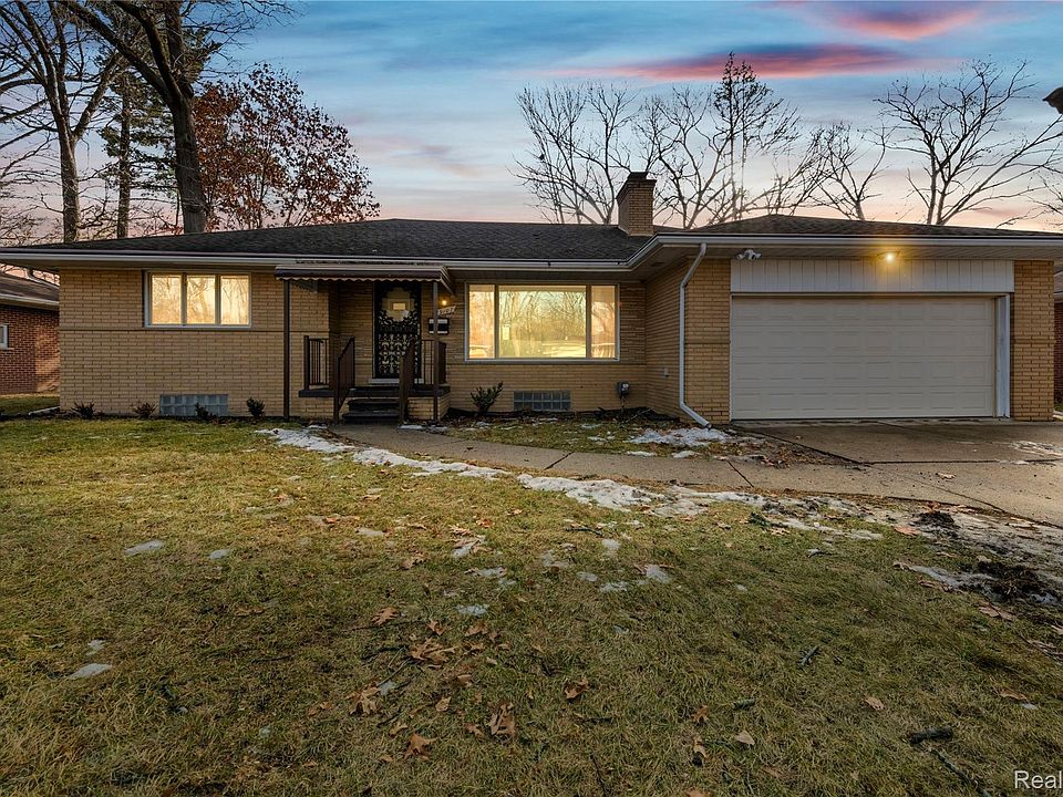 1st image of 19107 Greenwald Dr