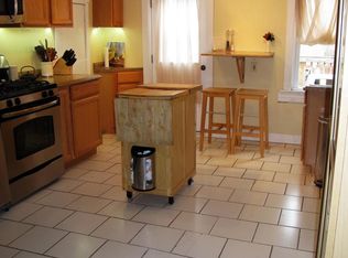 715 Literary Rd #2, Cleveland, OH 44113