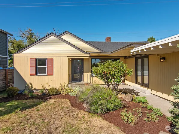 10103 Fremont Avenue N, Seattle, WA 98133