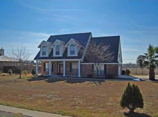 1420 Windcrest Dr, Round Rock, TX 78664