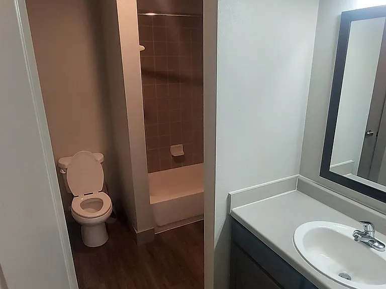 Catalon at Lago Mar I & II — Photo 140