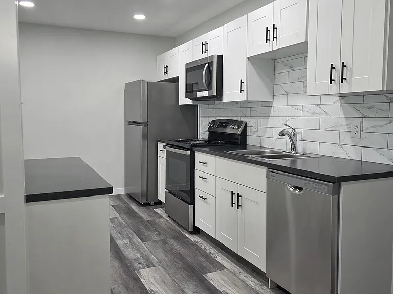 3811 54th Ave #203UF — Photo 13