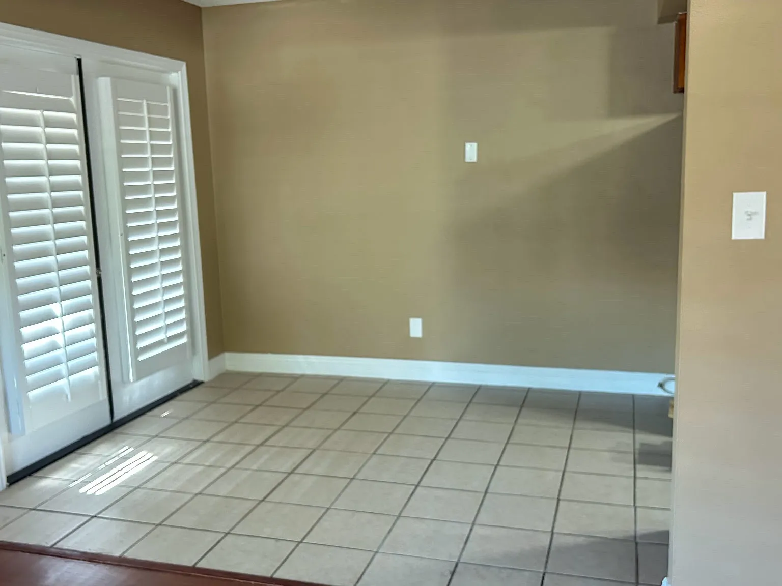 3 bed, 1176 sqft, $2,000 — Photo 3
