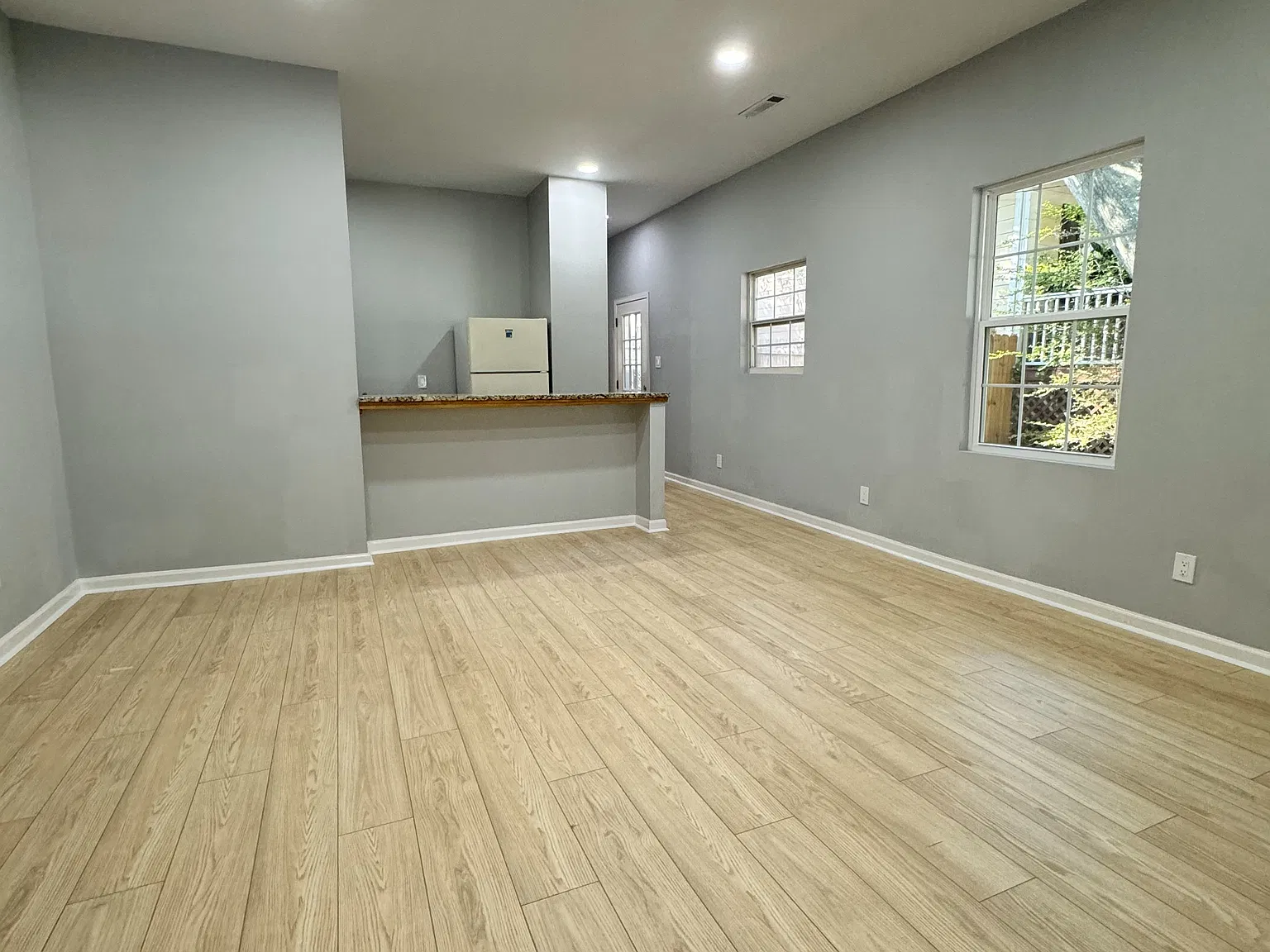 1 bed, $1,350 — Photo 2