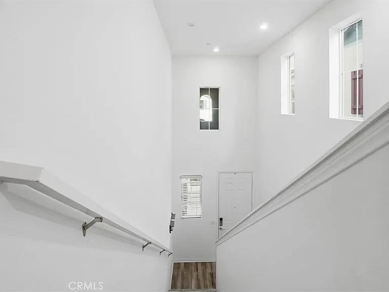 556 Enzo St — Photo 20