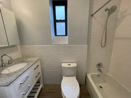 Rented by Compass | media 24