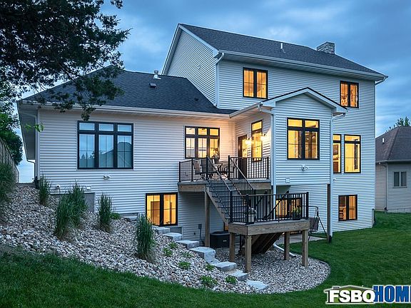 3rd image of 2941 Diamond Mil Cir