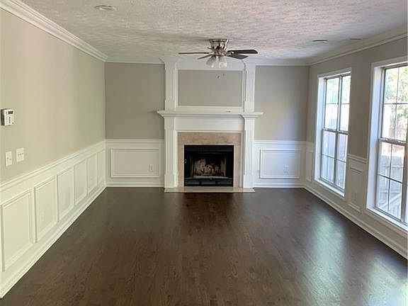 5th image of 7025 Magnolia Park Ln