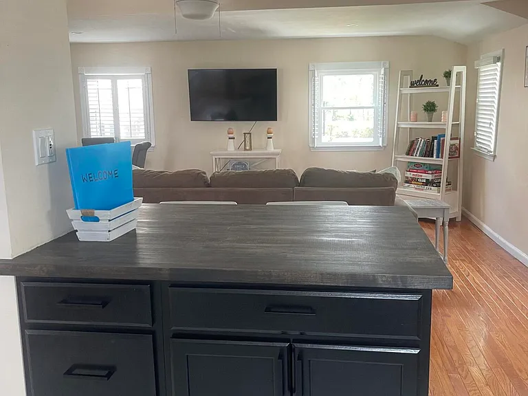 1407 River Rd — Photo 8