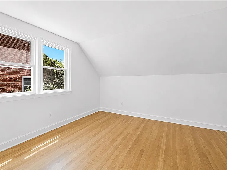 9514 Edgeley Rd — Photo 29