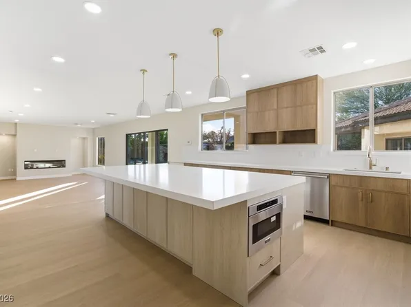 4883 Grey Mesa St, Las Vegas, NV 89149