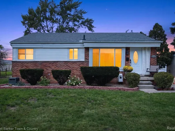 29100 Elmira St, Livonia, MI 48150