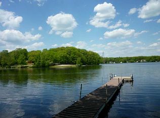 77 Shore Dr, Johnston, RI 02919