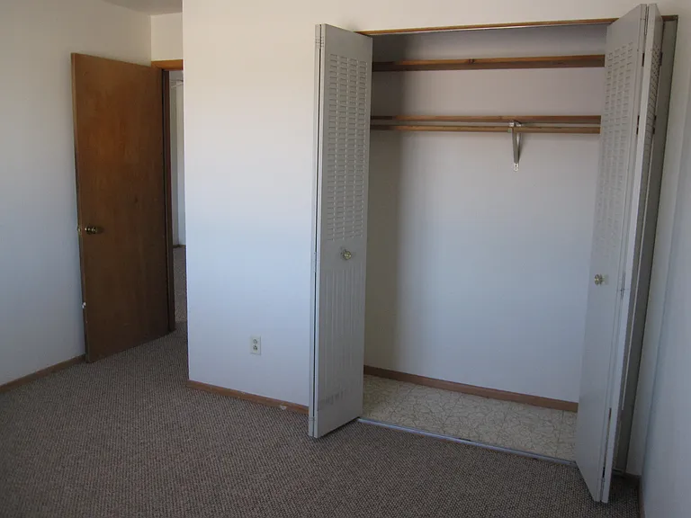 3311 S 100th St #4 — Photo 3