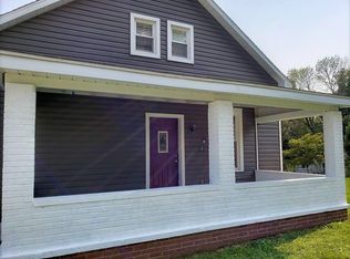 2755 E Dallas Dr, Terre Haute, IN 47802