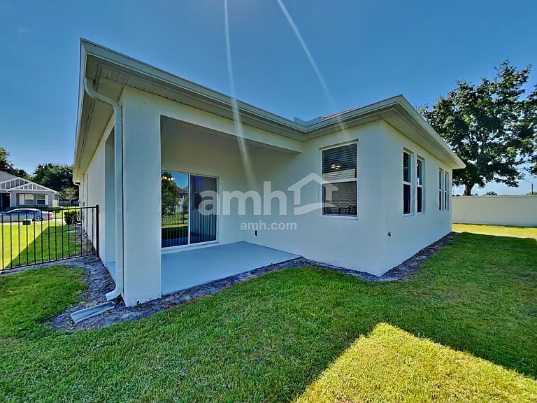 2450 Ixora Ct — Photo 23