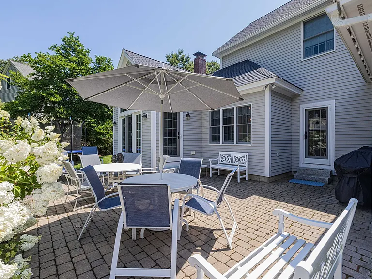 14 Woodland Ave — Photo 42