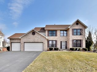 1465 Falcon Ln, Hoffman Estates, IL 60192