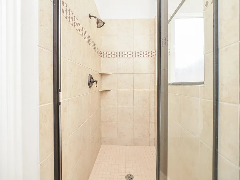 4315 Village Forest Dr — Photo 24
