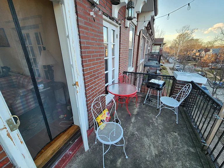 5778 Pershing Ave #3 — Photo 10