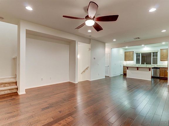 5th image of 3026 Cole Grade Dr