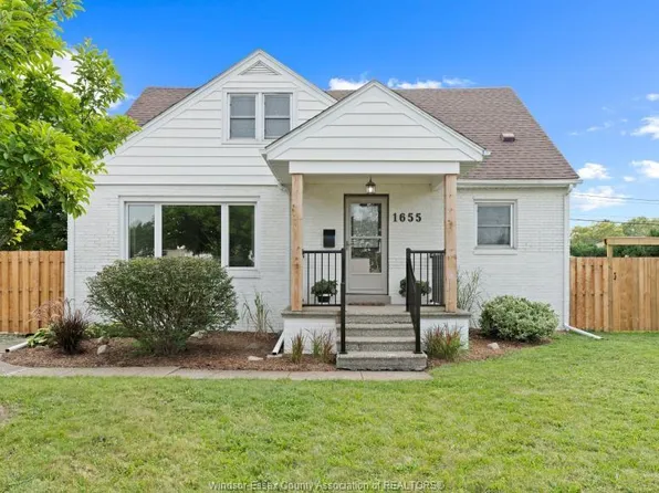 1655 Partington Ave, Windsor, ON N9B 2P9