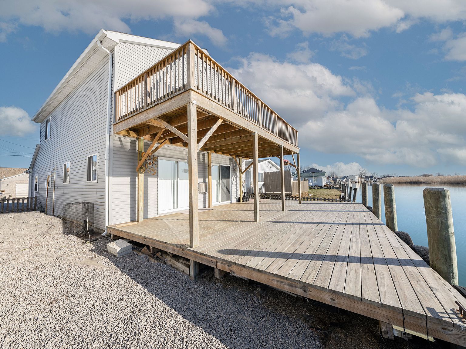 8773 Anchor Bay Dr, Algonac, MI 48001 | Zillow