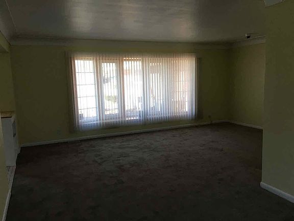5th image of 7180 Kenilworth Dr