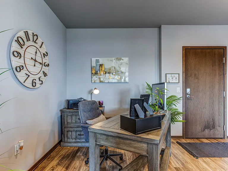 Clearpoint Apartments — Photo 9