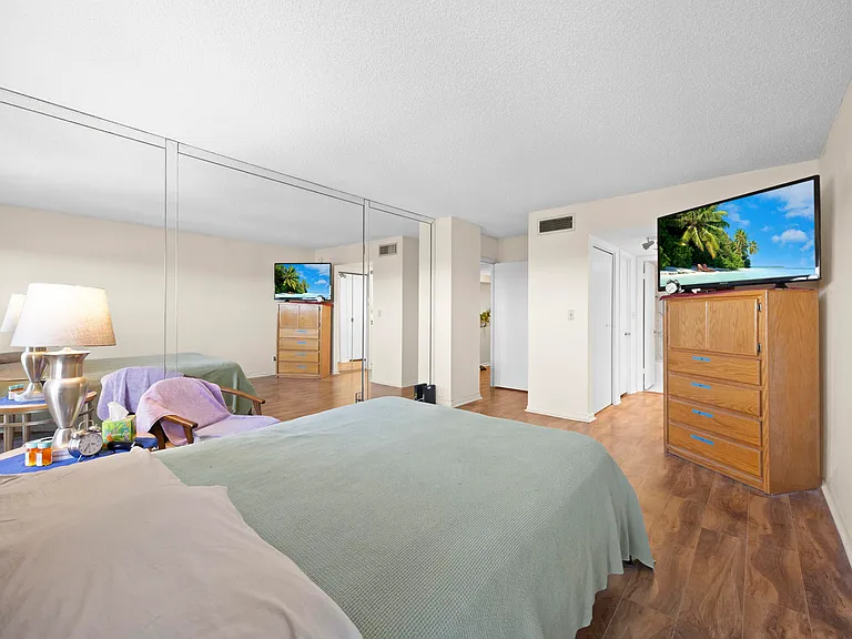 10777 W Sample Rd #508 — Photo 9